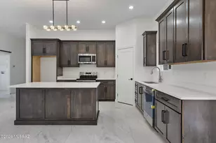 935 W Mariopsa Hills Dr, Nogales, AZ 85621 - Photo 12
