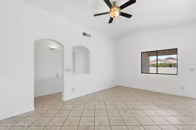 6574 W Blythe Place, Tucson, AZ 85743 - Photo 4