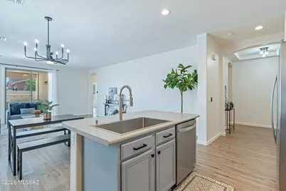 579 W Camino Sorpresa, Sahuarita, AZ 85629 - Photo 10