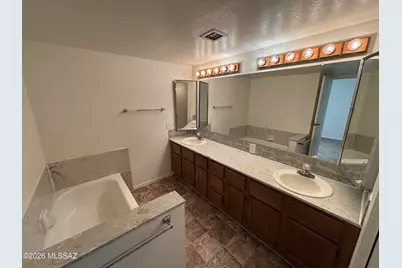 3120 E Corte De La Raqueta, Tucson, AZ 85716 - Photo 12
