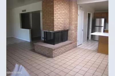 2109 S Camino Seco, Tucson, AZ 85710 - Photo 4