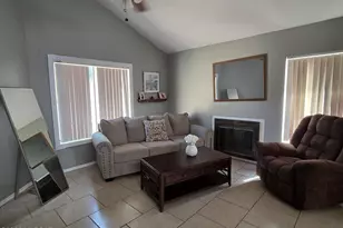 10044 E Leila Dr, Tucson, AZ 85730 - Photo 2