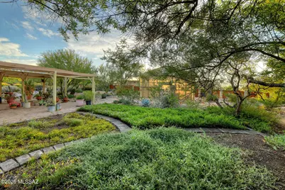 2560 N Jeanette Avenue, Tucson, AZ 85749 - Photo 32