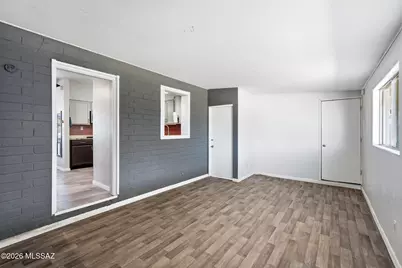 609 S Rosemont Avenue, Tucson, AZ 85711 - Photo 32