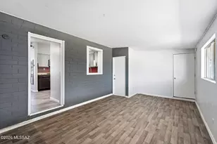 609 S Rosemont Ave, Tucson, AZ 85711 - Photo 32