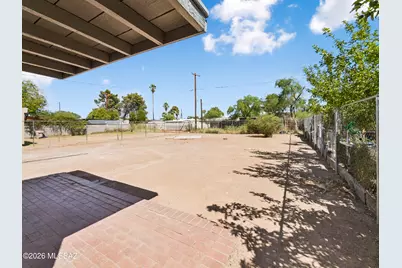 720 W Paris Promenade, Tucson, AZ 85705 - Photo 40