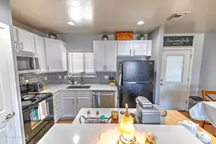 5146 E 27th St, Tucson, AZ 85711 - Photo 8