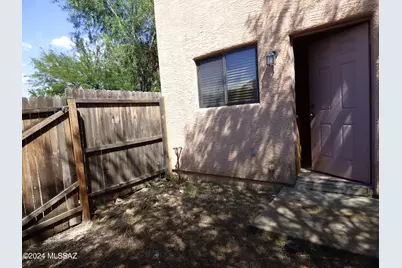 1077 N Riverside Drive #3, Tucson, AZ 85745 - Photo 22