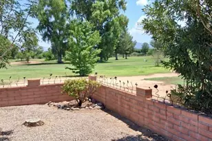 125 E Los Arcos, Green Valley, AZ 85614 - Photo 6