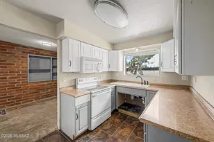 16350 S Observatory Pl, Vail, AZ 85641 - Photo 10