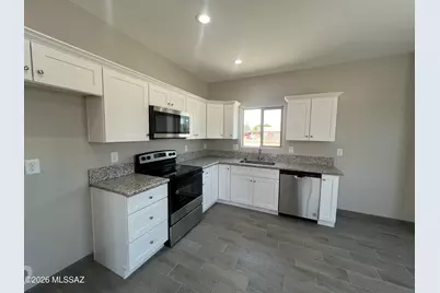 802 E 35th Street #1, Tucson, AZ 85713 - Photo 2