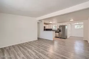 6656 E Calle Cappela, Tucson, AZ 85710 - Photo 8