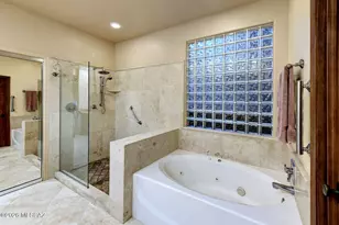 4318 N Sunset Cliff Dr, Tucson, AZ 85750 - Photo 16