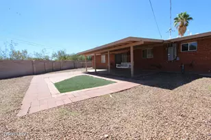 8851 E Shiloh Pl, Tucson, AZ 85710 - Photo 18
