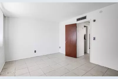 725 E Elm Street, Tucson, AZ 85719 - Photo 10