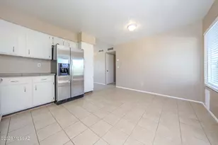 2602 S Black Moon Dr, Tucson, AZ 85730 - Photo 6