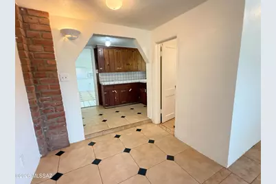 833 W Tipton Drive, Tucson, AZ 85705 - Photo 4