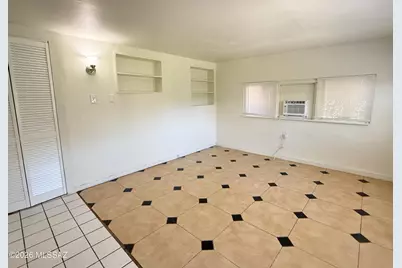 833 W Tipton Drive, Tucson, AZ 85705 - Photo 8