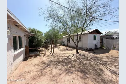 833 W Tipton Drive, Tucson, AZ 85705 - Photo 1