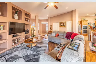 13730 N Heritage Canyon Drive, Marana, AZ 85658 - Photo 6