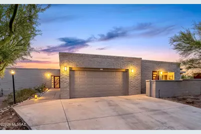 6415 N Camino Padre Isidoro, Tucson, AZ 85718 - Photo 1