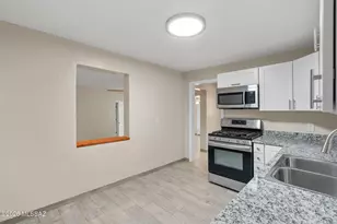 1043 E Simmons St, Tucson, AZ 85719 - Photo 10