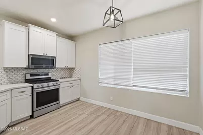 78 W Camino Rancho Viejo, Sahuarita, AZ 85629 - Photo 6