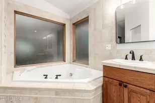 8943 S Emerald Ln, Hereford, AZ 85615 - Photo 18