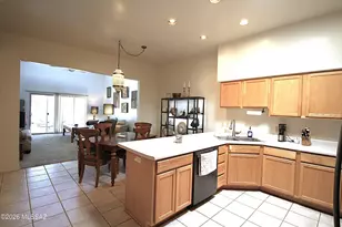 8174 N Peppersauce Dr, Oro Valley, AZ 85704 - Photo 18