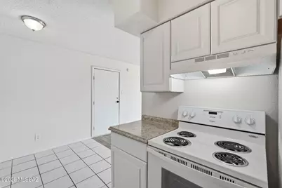6341 N Barcelona Court #809, Tucson, AZ 85704 - Photo 10