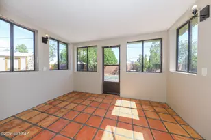 7957 E 19th Pl, Tucson, AZ 85710 - Photo 18