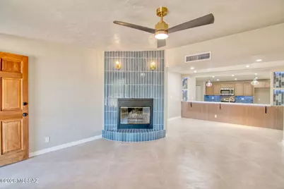 6458 E Calle Castor, Tucson, AZ 85710 - Photo 2