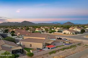 8229 W Melanitta Dr, Tucson, AZ 85757 - Photo 8