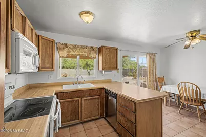8417 E Domenic Drive, Tucson, AZ 85730 - Photo 10