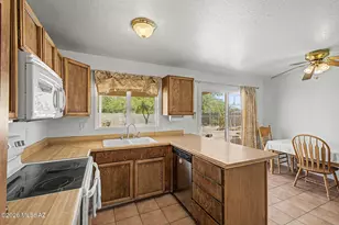 8417 E Domenic Dr, Tucson, AZ 85730 - Photo 10