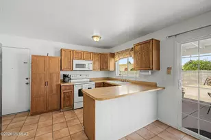 8417 E Domenic Dr, Tucson, AZ 85730 - Photo 8