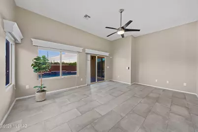 9627 N Melandra Way, Marana, AZ 85653 - Photo 10