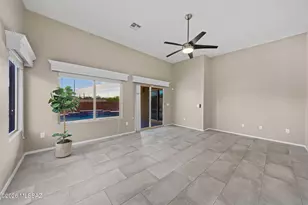9627 N Melandra Way, Marana, AZ 85653 - Photo 10