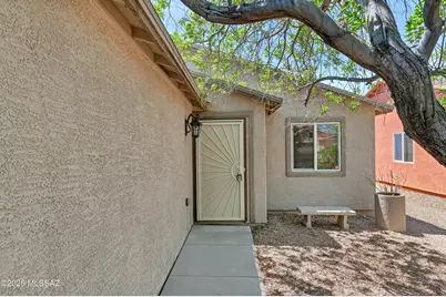 5082 E Kittentails Drive, Tucson, AZ 85756 - Photo 2