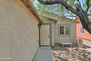 5082 E Kittentails Dr, Tucson, AZ 85756 - Photo 2