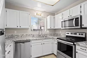 3980 N Roger Ln, Tucson, AZ 85719 - Photo 8