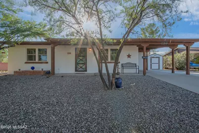 750 S Abrego Drive, Green Valley, AZ 85614 - Photo 1