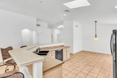 2776 W Medallion Drive, Tucson, AZ 85741 - Photo 22