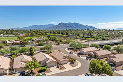 2776 W Medallion Drive, Tucson, AZ 85741 - Photo 10