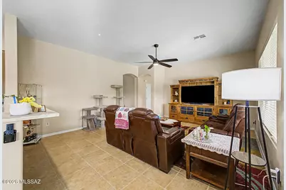 7277 W Brubeck Court, Tucson, AZ 85743 - Photo 14