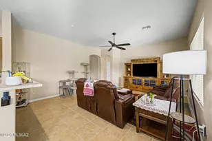 7277 W Brubeck Ct, Tucson, AZ 85743 - Photo 14
