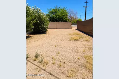 5450 E Hawthorne Street, Tucson, AZ 85711 - Photo 18
