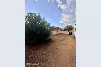 5450 E Hawthorne Street, Tucson, AZ 85711 - Photo 22