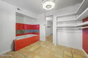 7114 E Sylvane Dr, Tucson, AZ 85710 - Photo 24