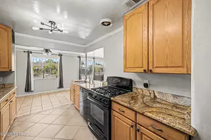 725 E McMillan Dr, Tucson, AZ 85719 - Photo 10